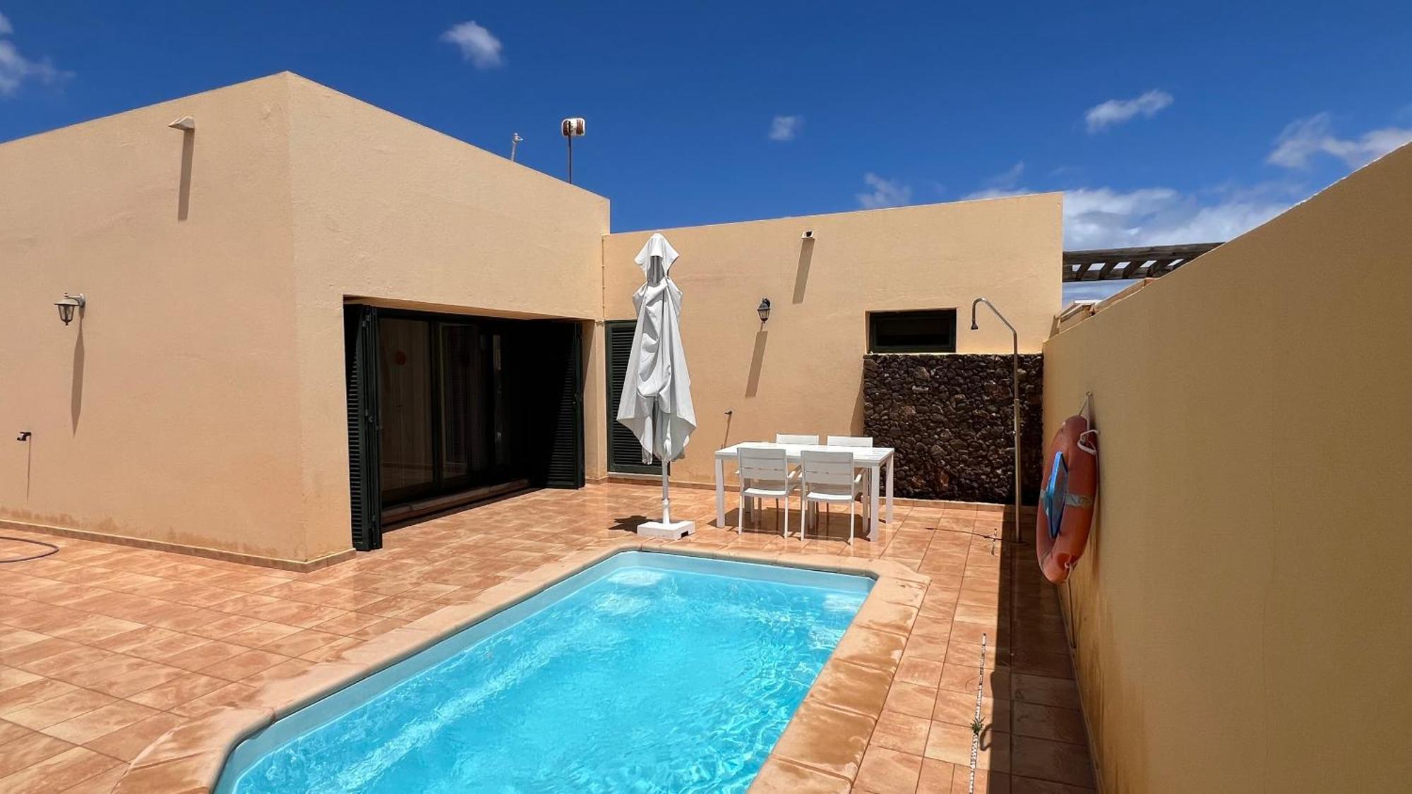 Anahi Homes Corralejo- Bicacarera 3 *